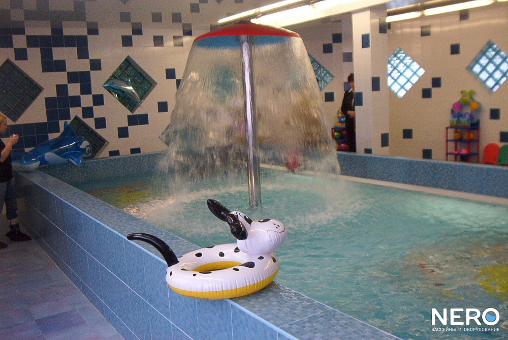 Детский бассейн