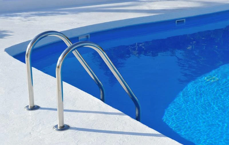 Отделка бассейна пленкой